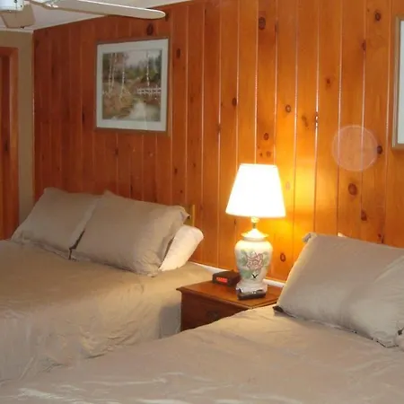 Snow Creek Inn